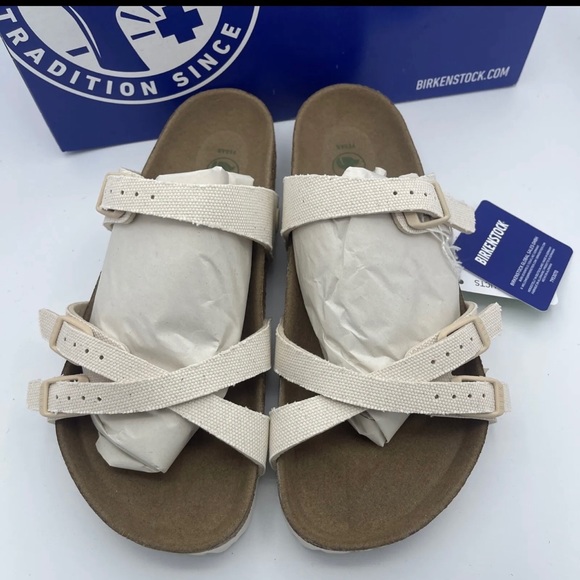 Birkenstock Franca Rivet Logo Ladies  Vegan Sandals Eggshell Size 38/W7/M4 - Picture 3 of 5